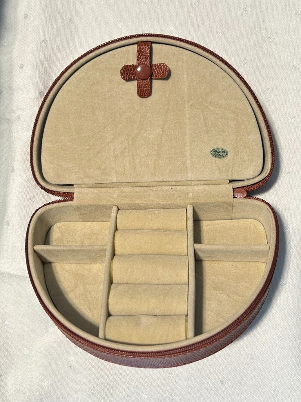 Tan Faux Leather Travel Jewelry Case